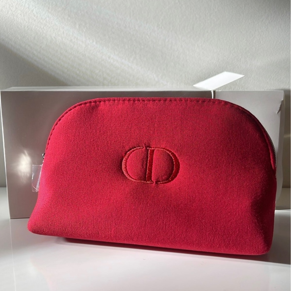 Dior beauty bag red